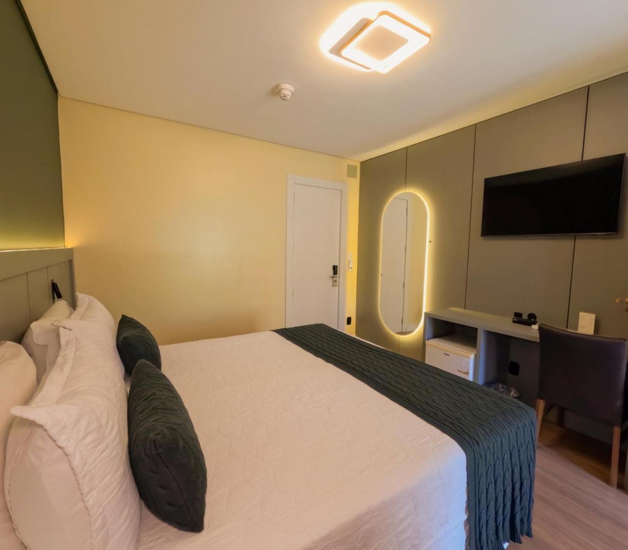 Luxury Double Room,1645665857:JPEG